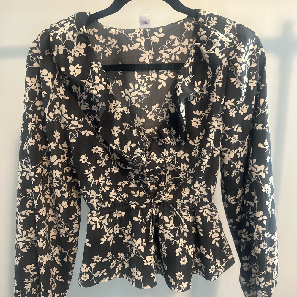 Old Navy Black and White Floral Blouse